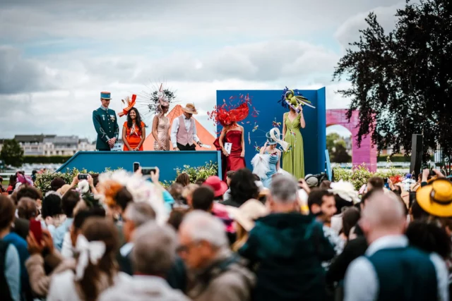 👒 Prix de Diane Longines 2025 – L’élégance au galop, les données en renfort 🏇